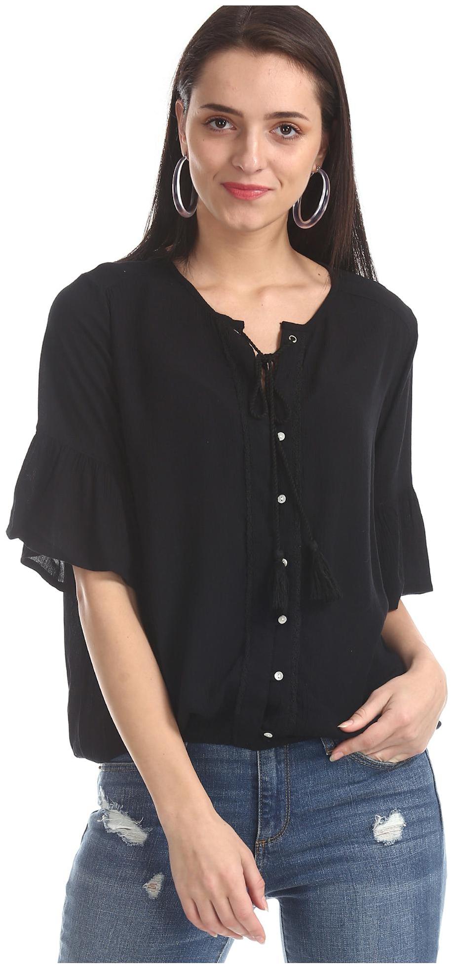 

SUGR Women Solid Regular top - Black