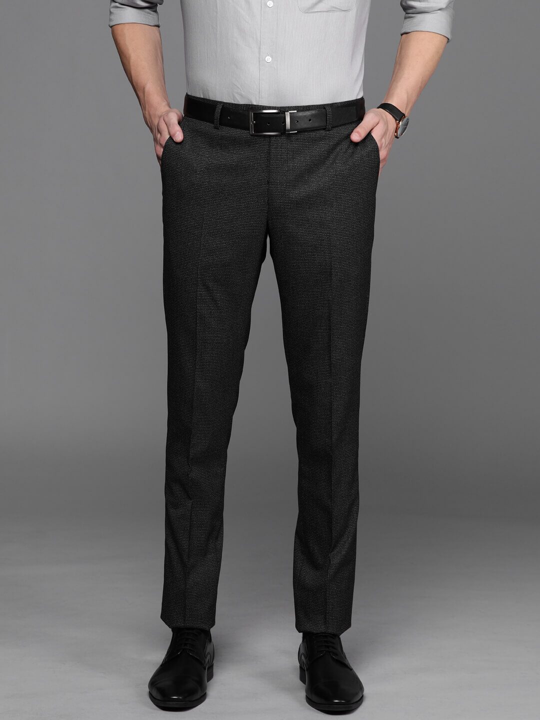 

SUITLTD Men Checked Slim Fit Formal Trouser - Black