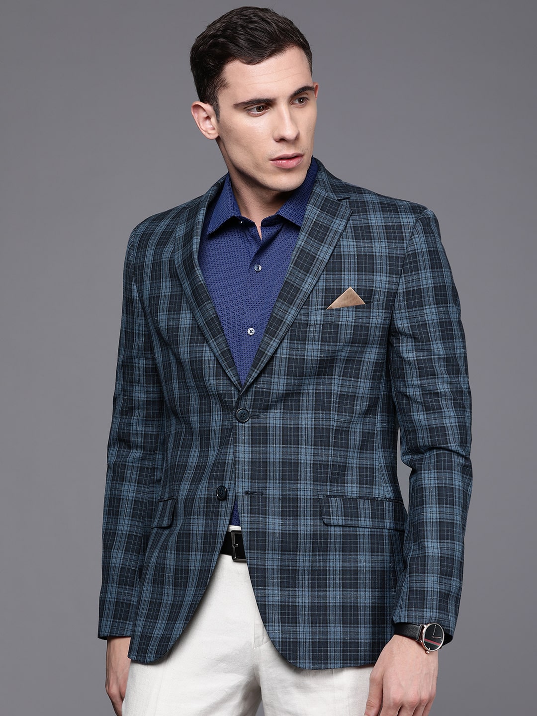 

SUITLTD Men Blue Checked Slim fit Single Breasted Blazer