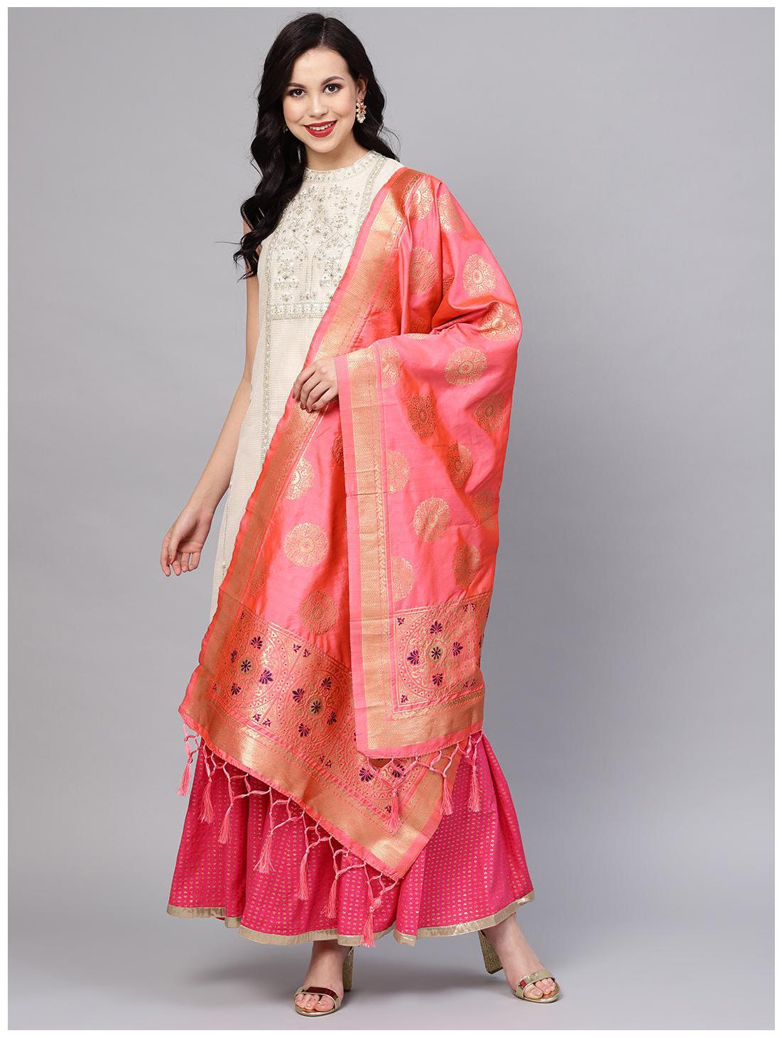 

Sutram Women s Woven Banarasi silk dupatta Peach