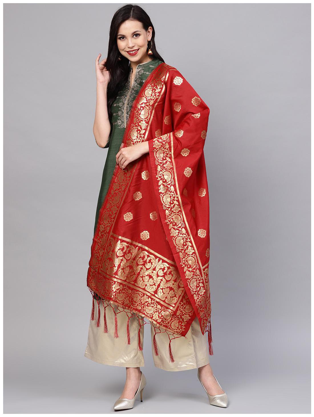 

Sutram Women s Woven Banarasi silk dupatta Red