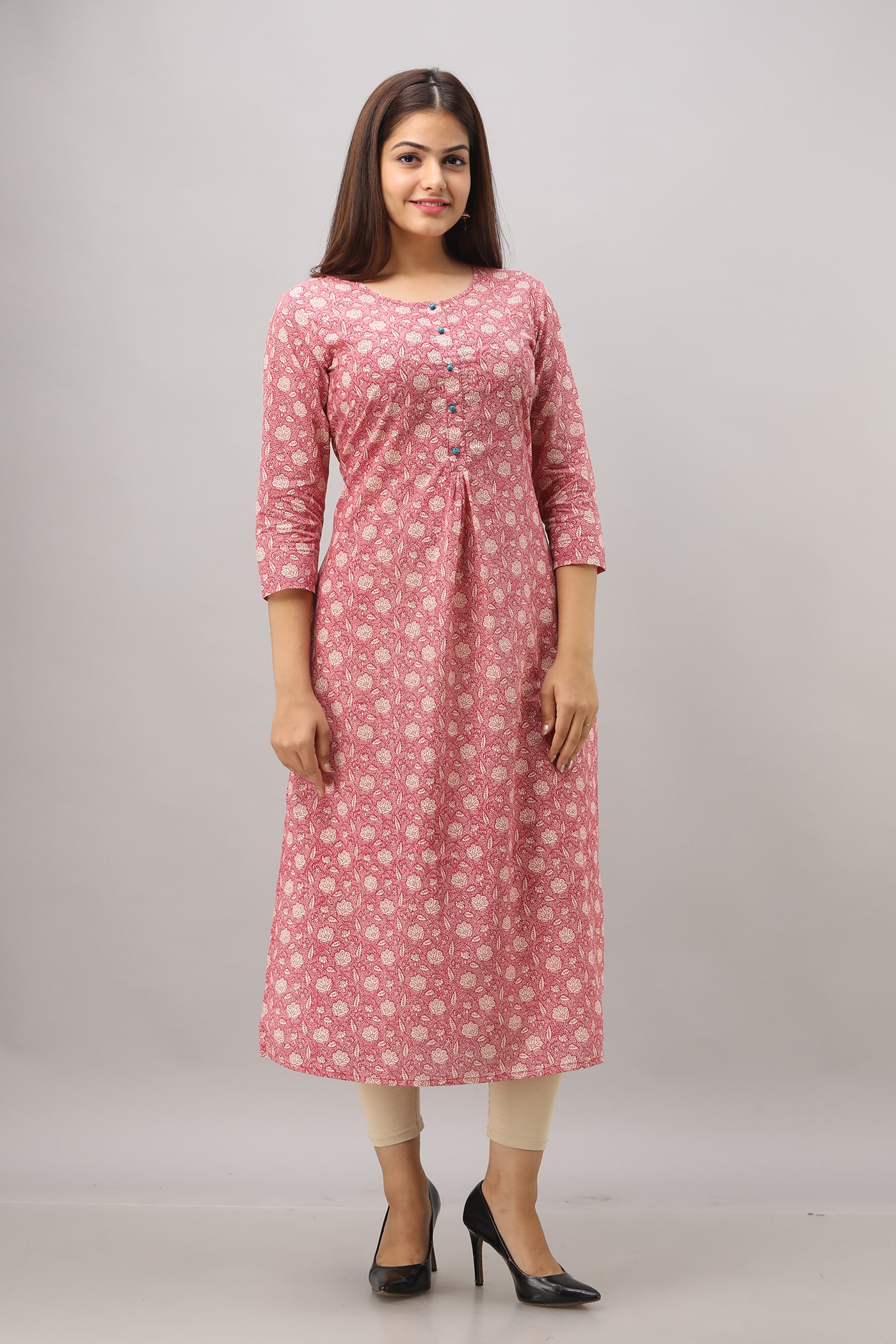 

SVARCHI Women Pink Printed Straight Kurta