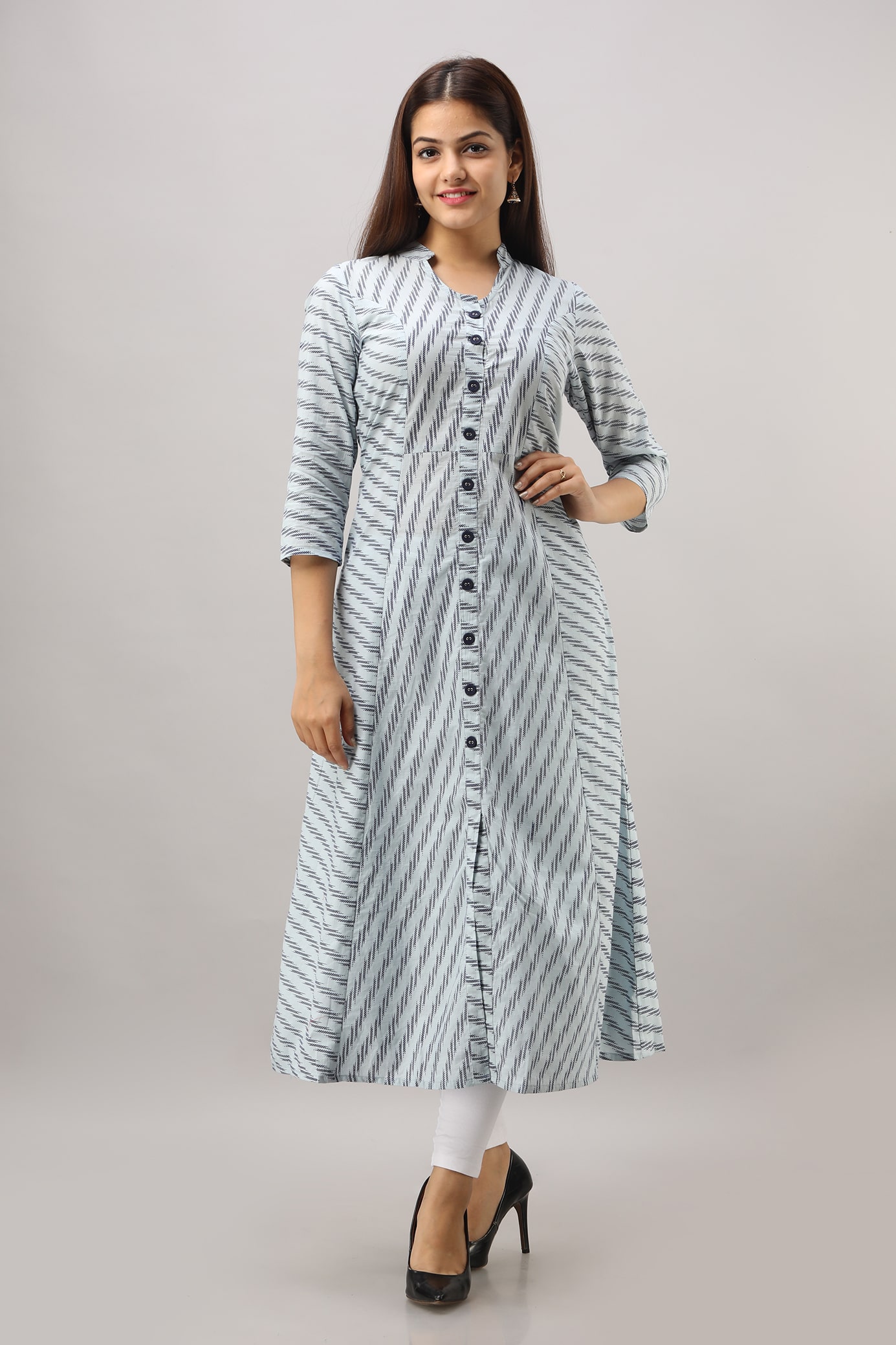 

SVARCHI Women Cotton Printed Blue Kurta