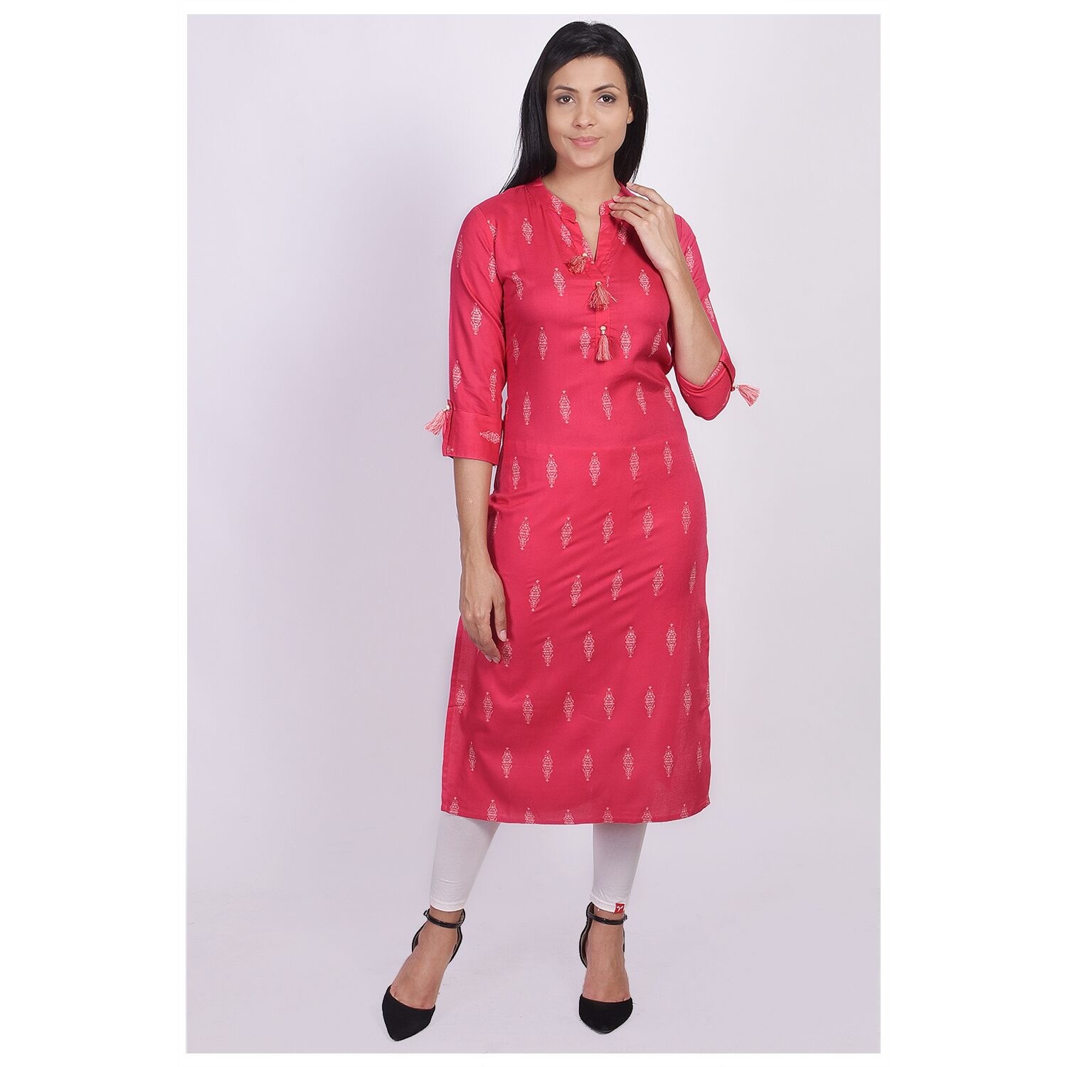 

SVARCHI Women Pink Printed Straight Kurta
