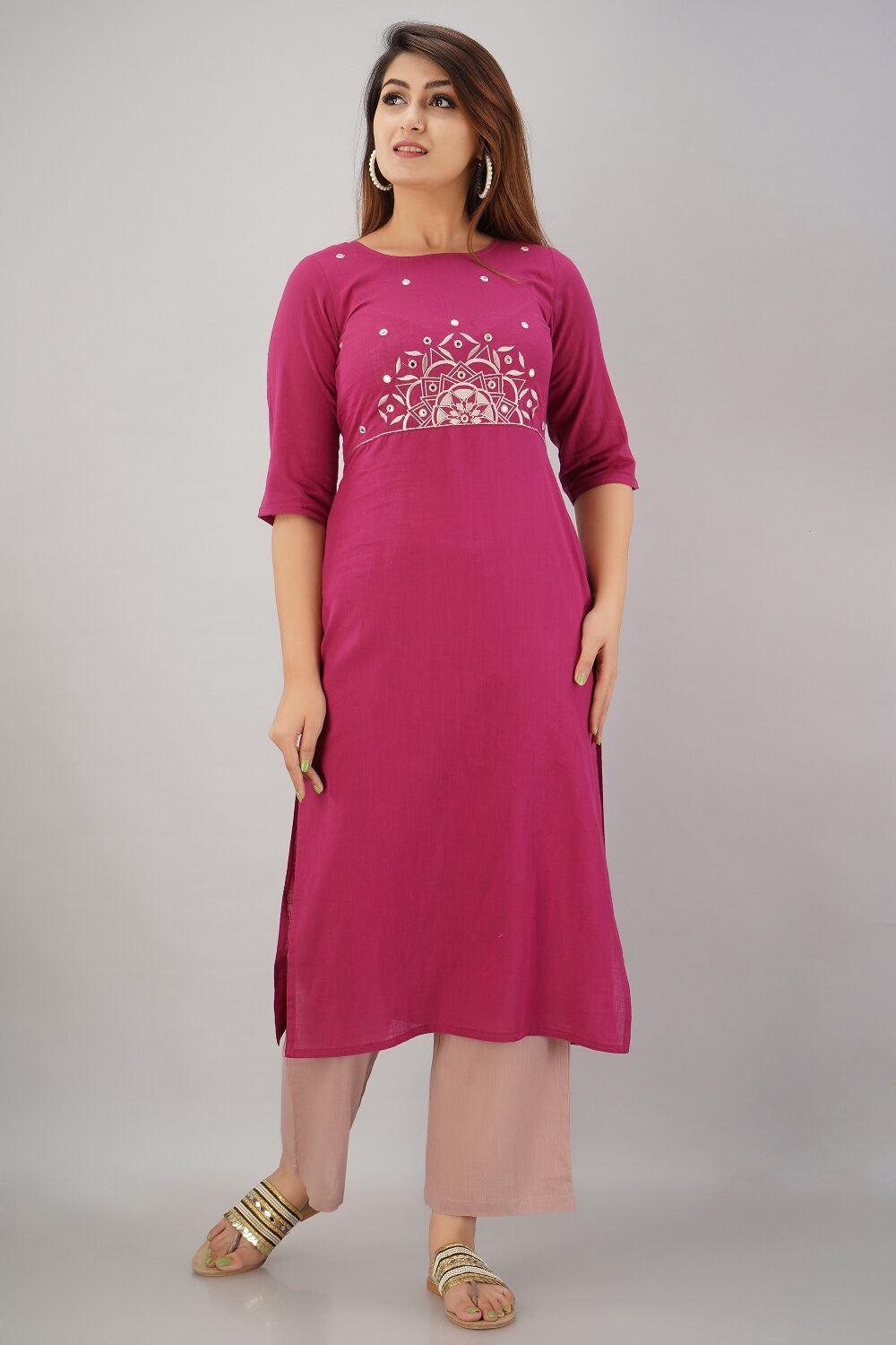 

SVARCHI Women Cotton Blend Pink Kurta With Palazzo