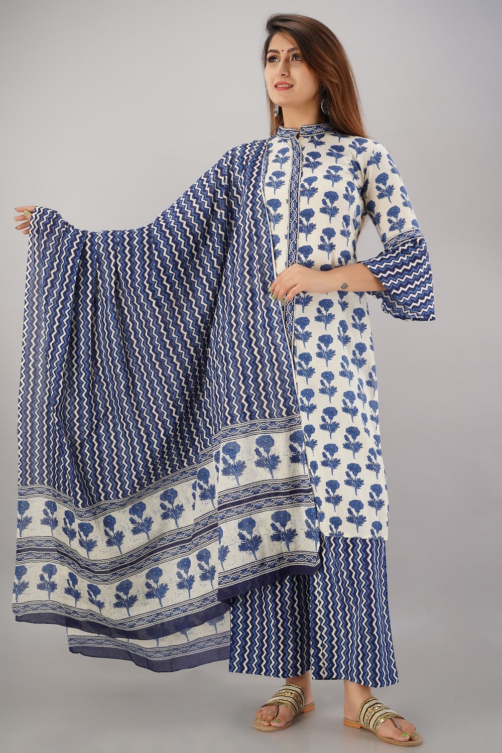 

SVARCHI Women White Floral Straight Kurta With Palazzo And Dupatta