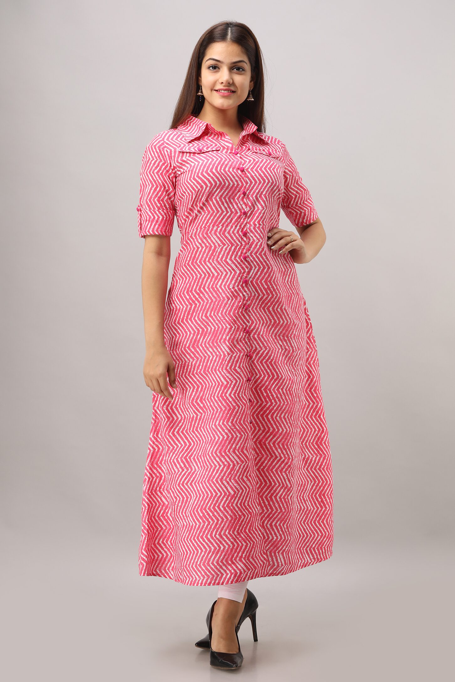 

SVARCHI Women Cotton Printed Pink Kurta