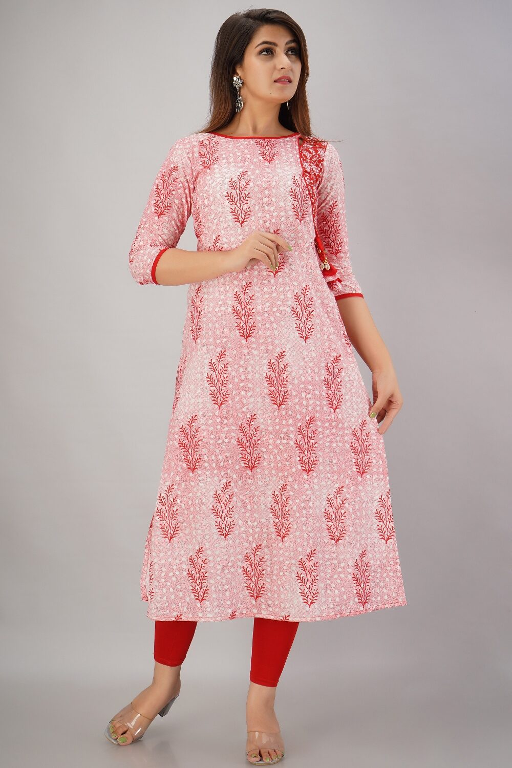 

SVARCHI Women Pink Printed Straight Kurta