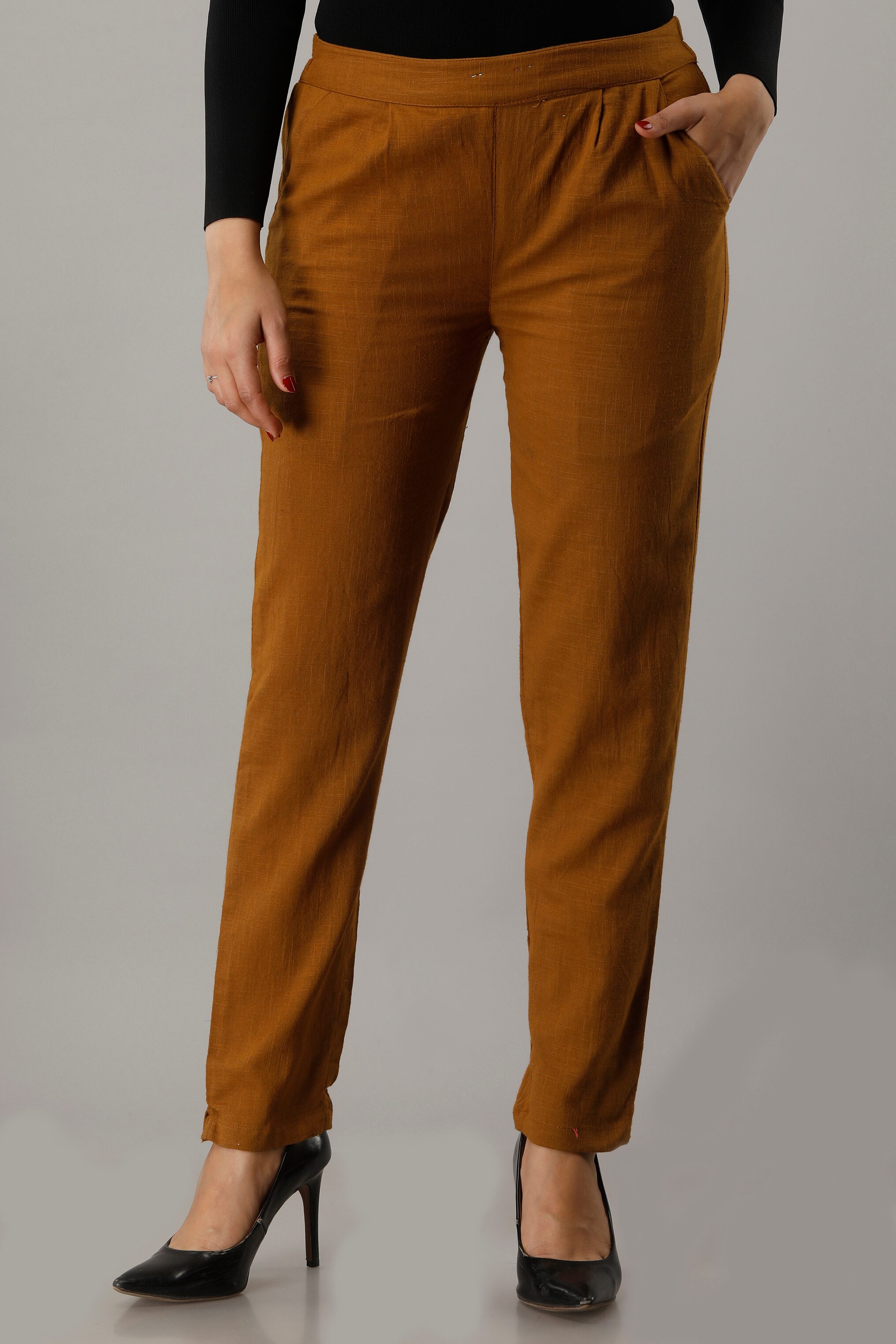 

SVARCHI Women Cotton Solid Brown Pant