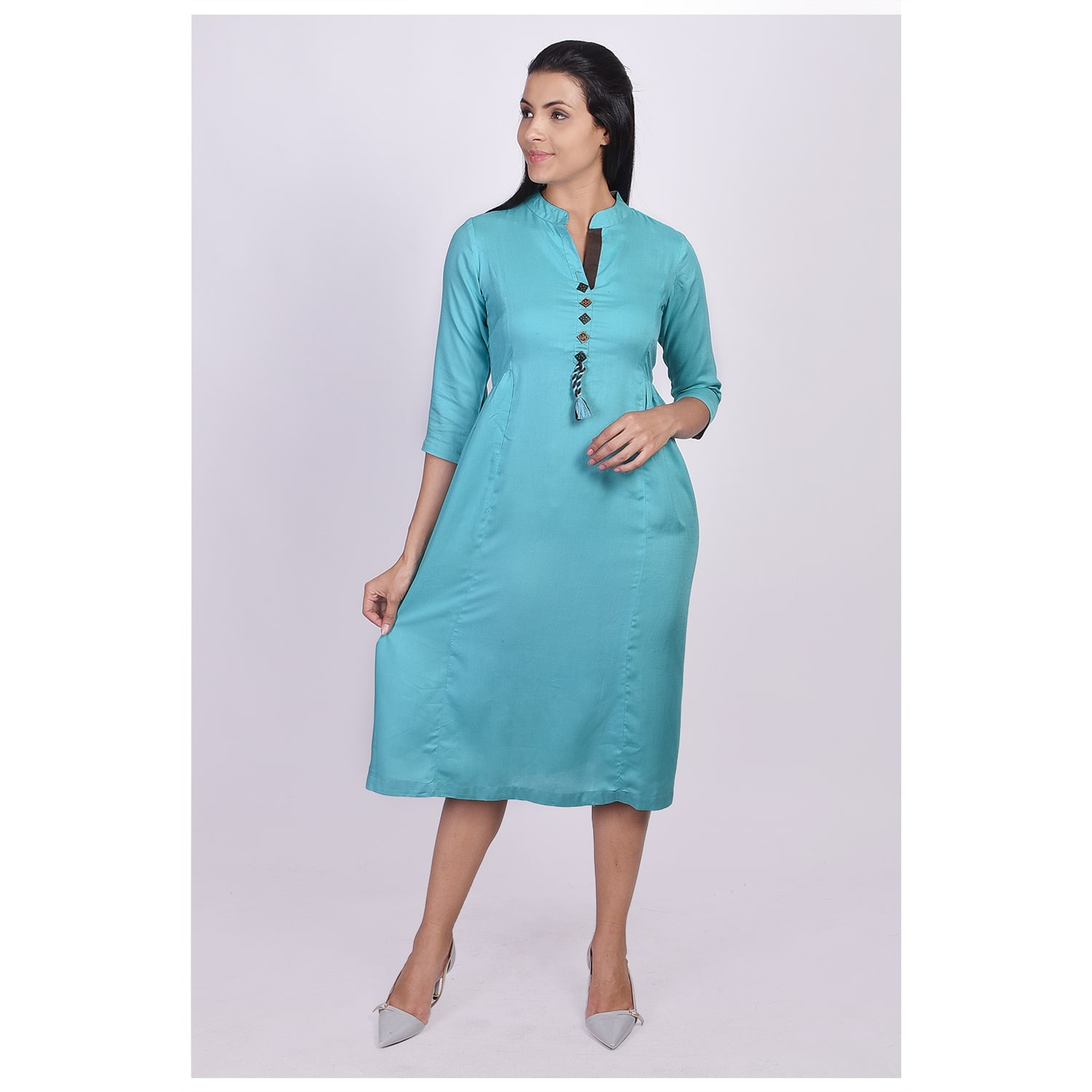 

SVARCHI Women Viscose Rayon Solid Blue Kurta