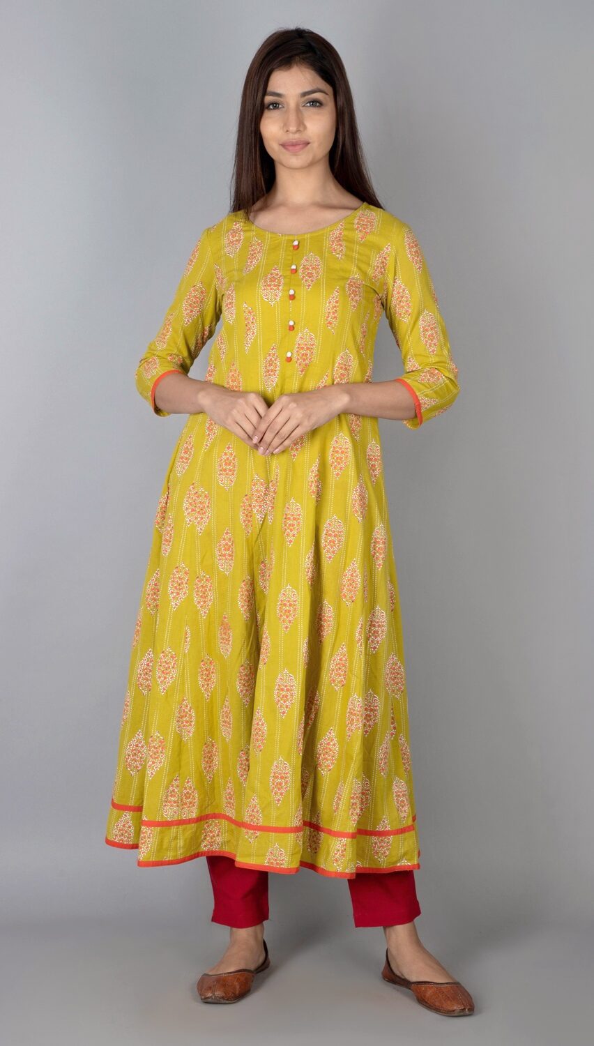 

SVARCHI Women Green Printed Anarkali Kurta
