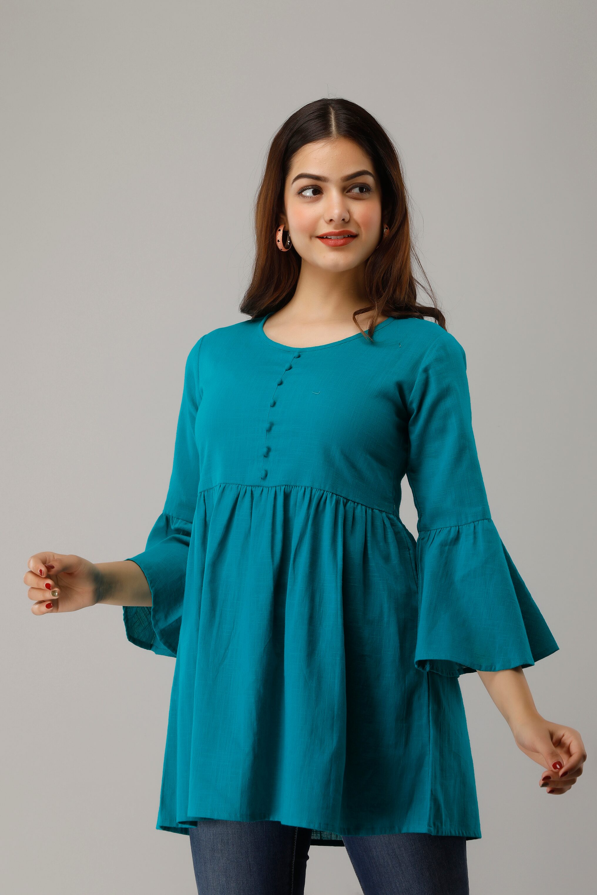 

SVARCHI Women Cotton Solid Turquoise Regular Top