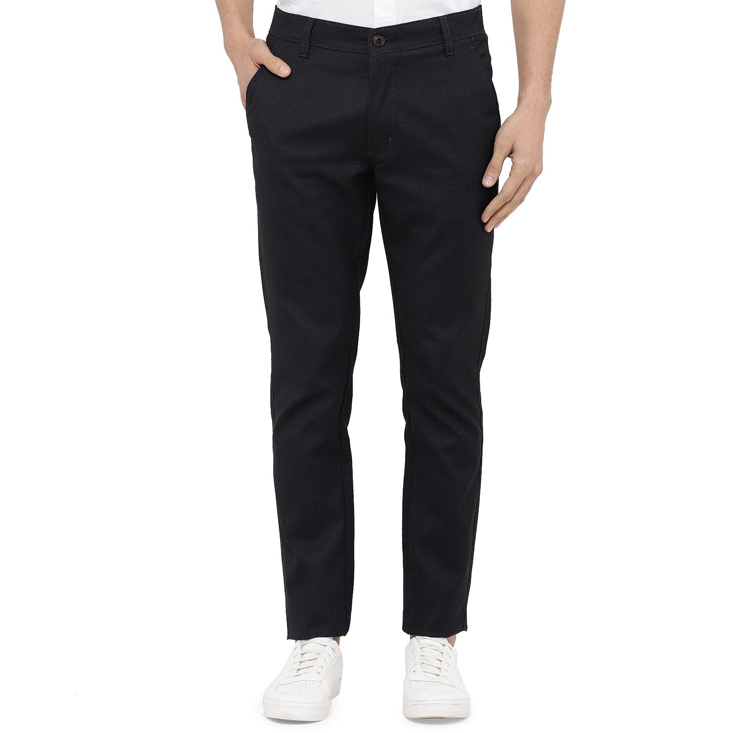

TAHVO Men Black Solid Slim fit Travel friendly Chinos