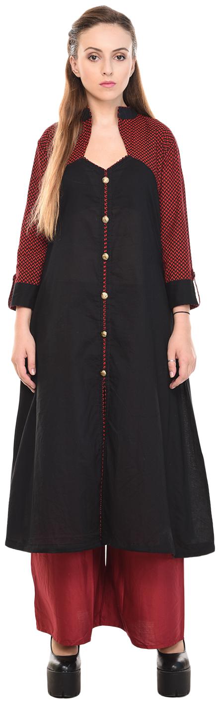 

Tamanna Women Black Printed Straight Kurta