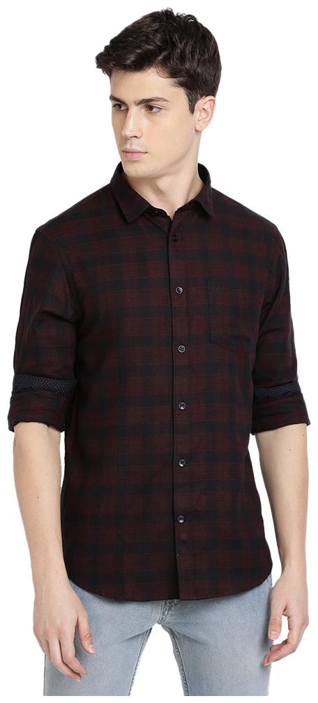 

TED HARBOR Men Red Checked Slim Fit Casual Shirt
