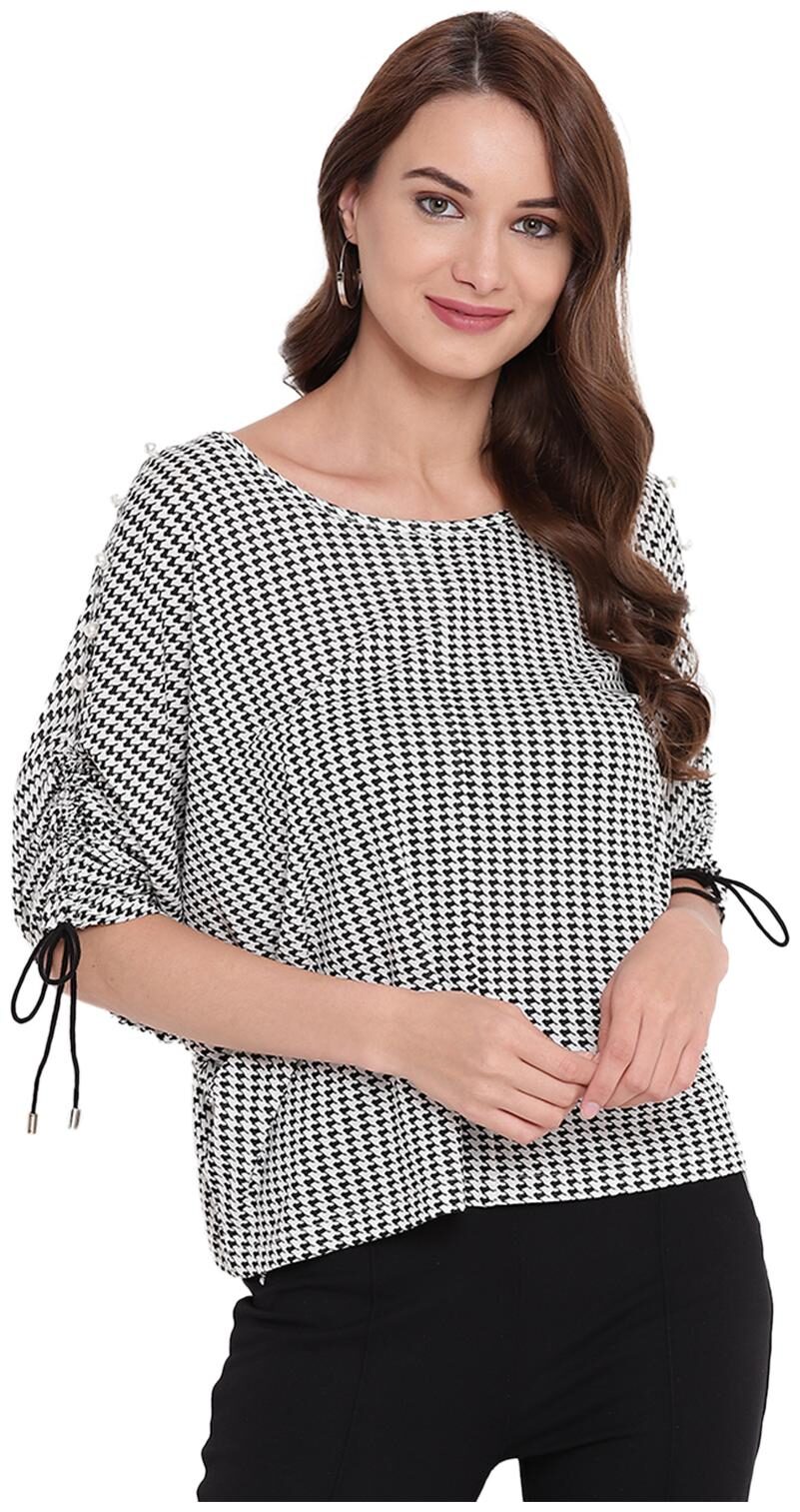 

Texco Women Printed Regular top - Black White