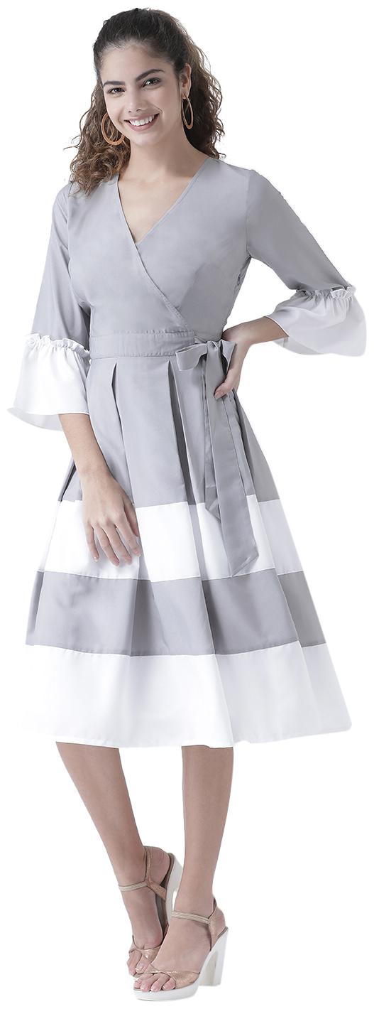 

Texco Blue Colorblocked Fit flare dress