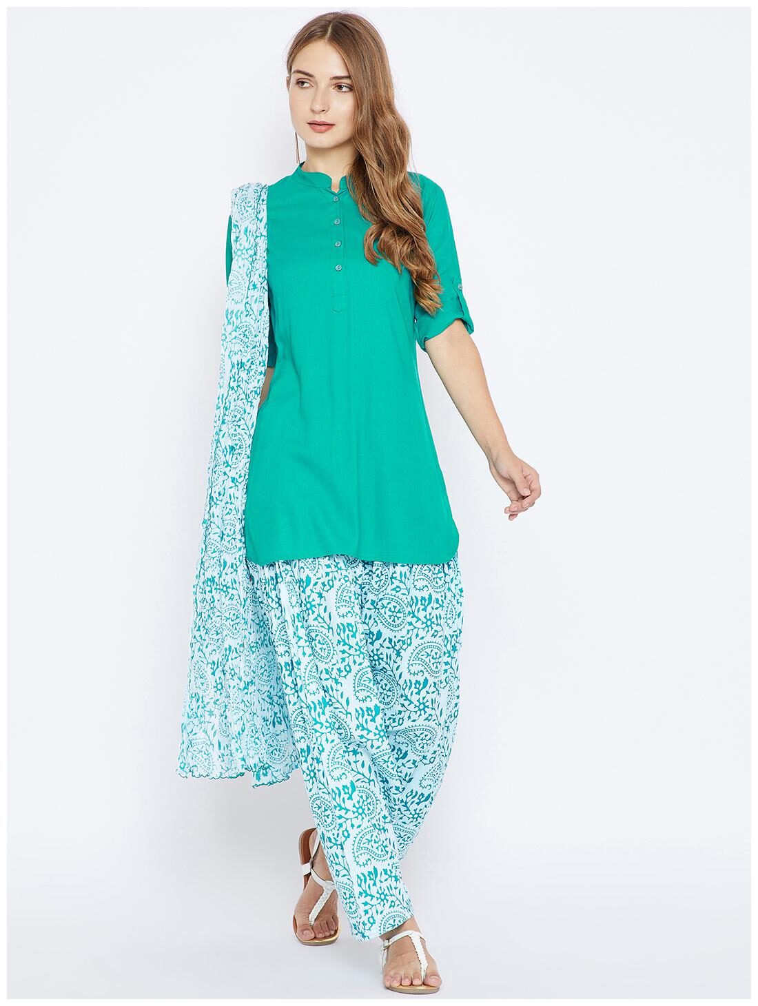 

The Pajama Factory Women Green Solid Regular Kurti With Patiala And Dupatta