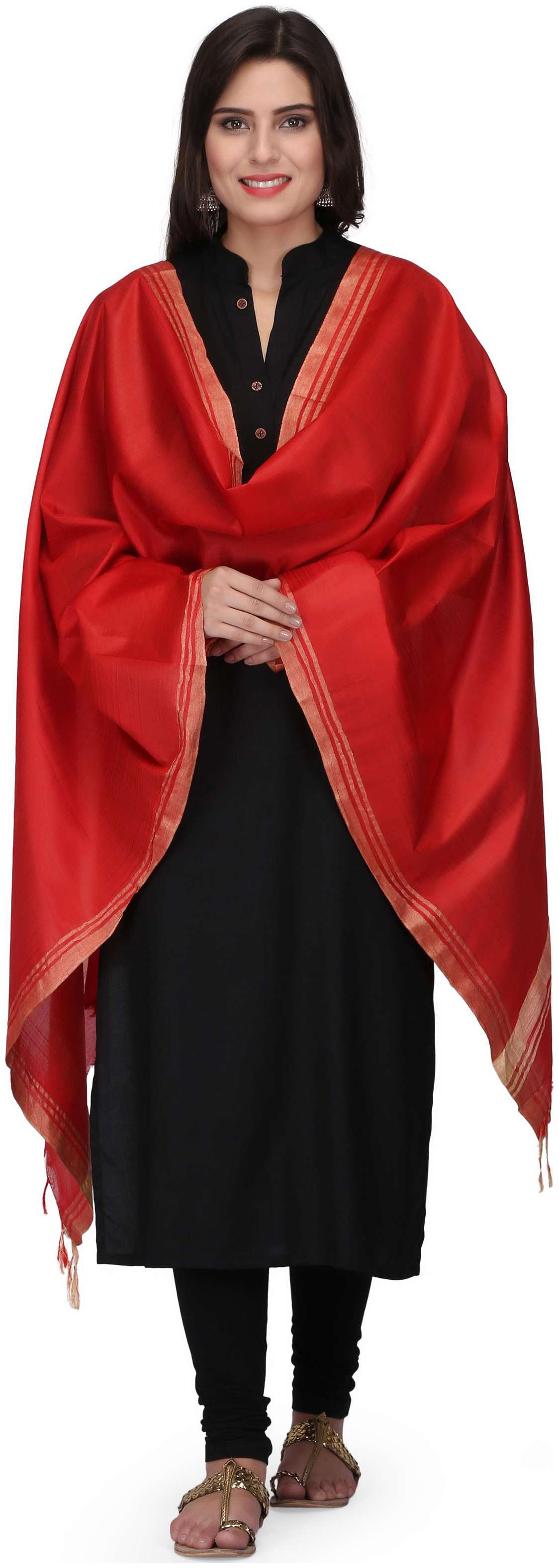 

The Weave Traveller Handloom 2 25 m Solid Silk Cotton Red Dupattas For Women Girl s