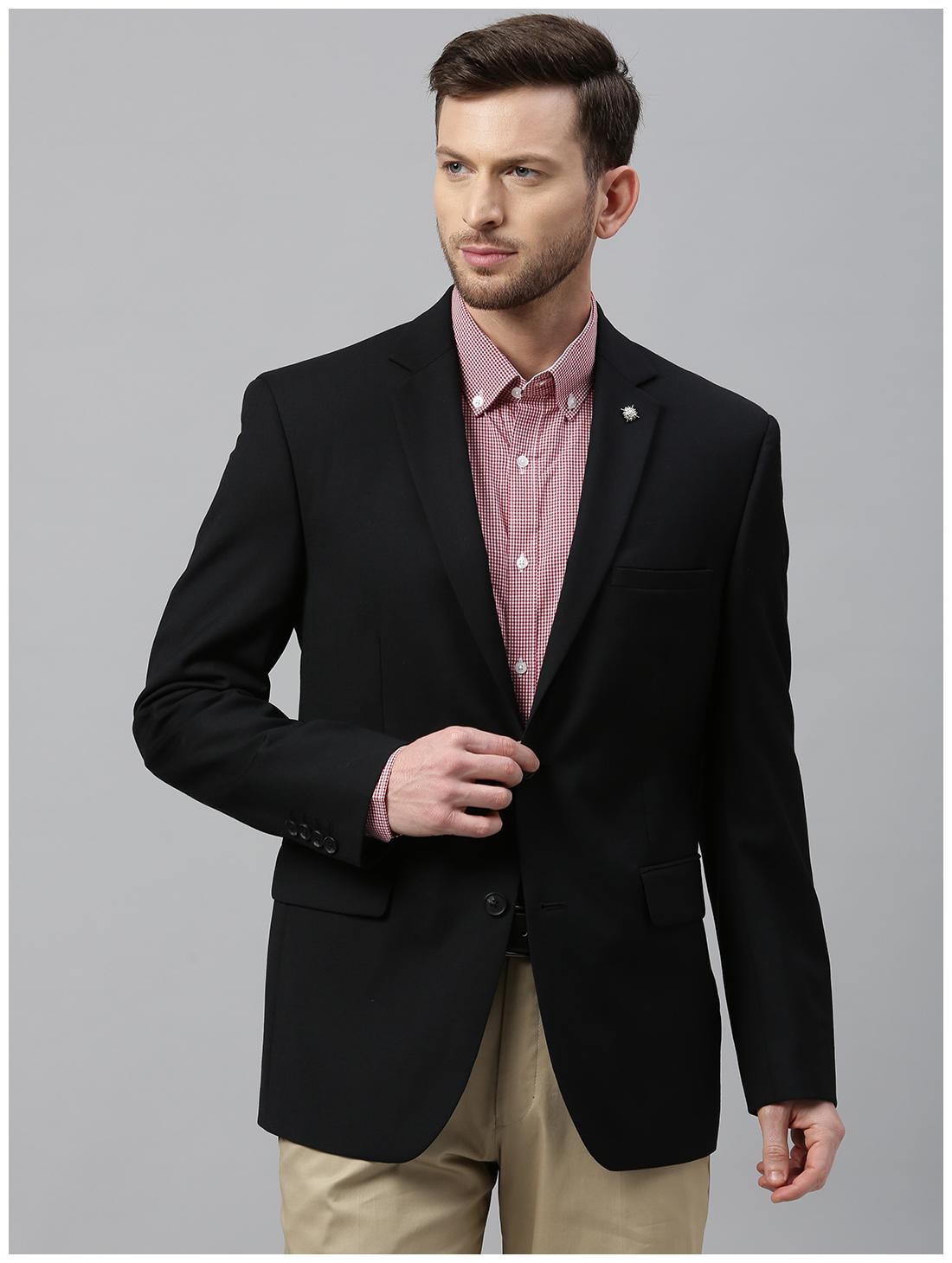

Theme Men Black Solid Regular fit Single Breasted Blazer
