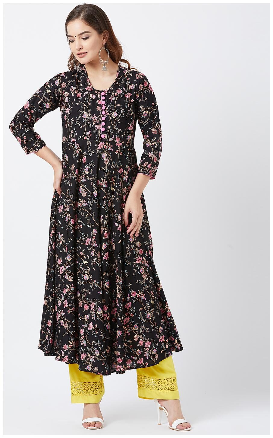 

Tissu Women Black Rayon A Line Kurta