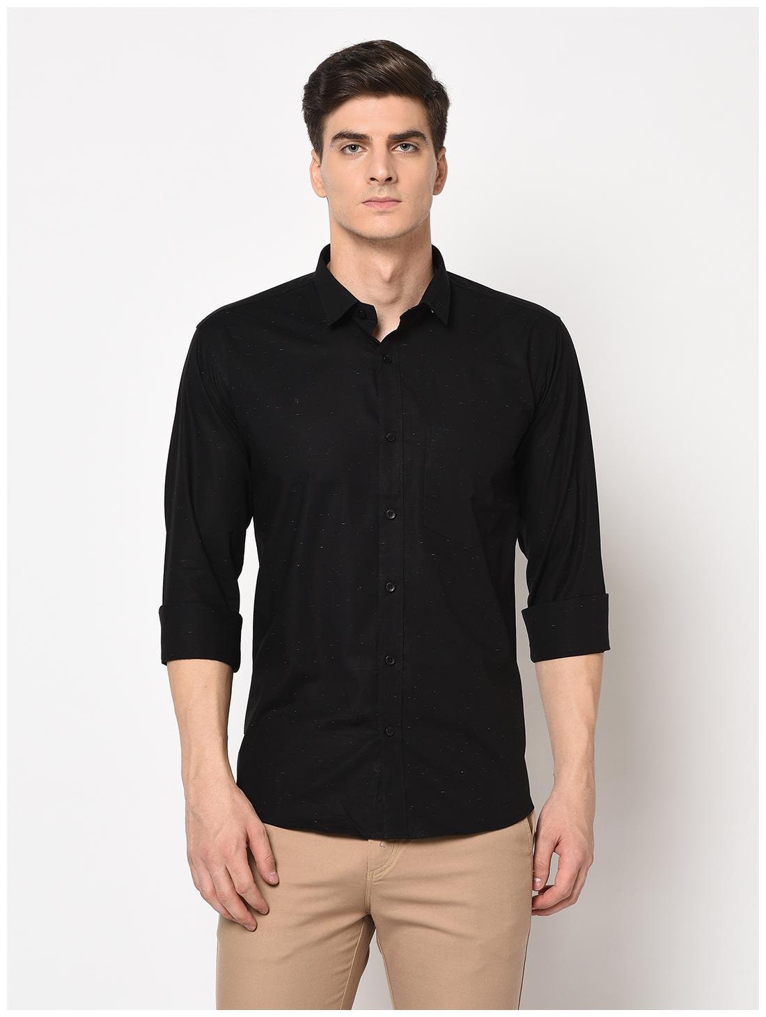 

Tng Men Black Solid Regular Fit Casual Shirt