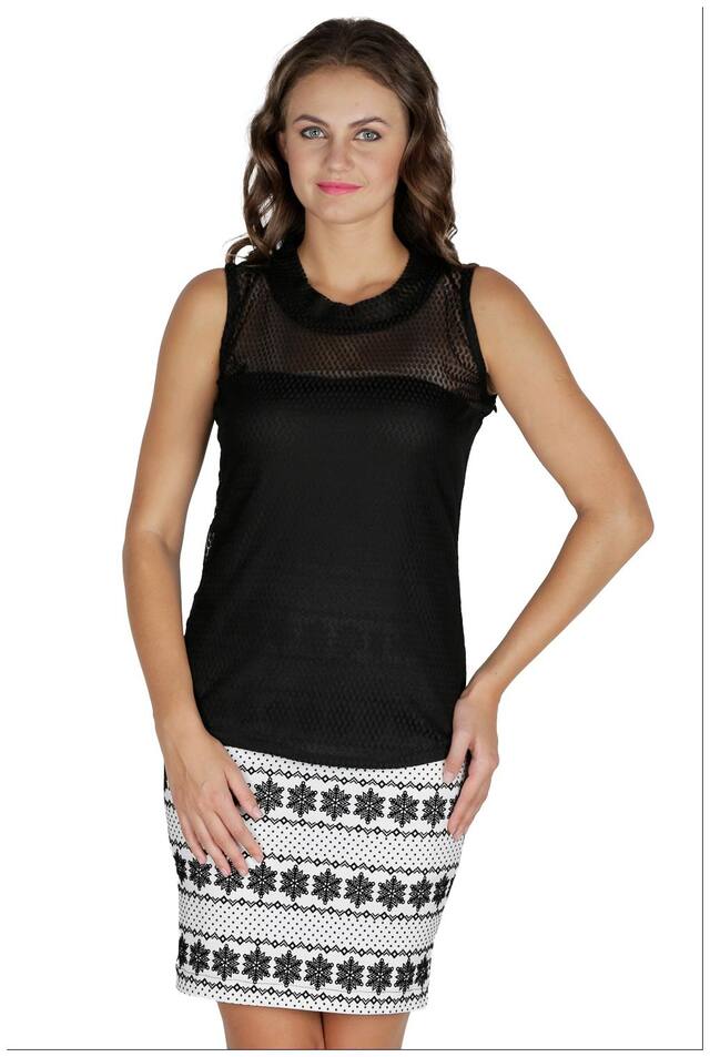 Mayra Women Solid Regular top - Black