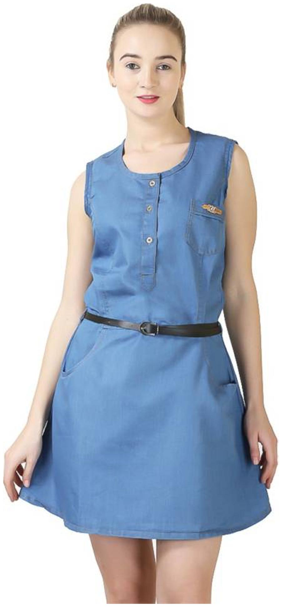 

Trendy Frog Women 3 button light denim tunic top Blue Large