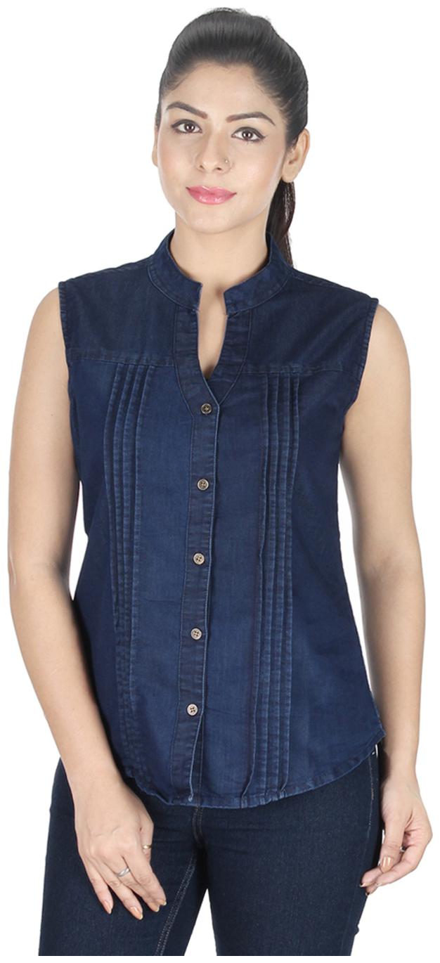

Trendy frog Women Solid Regular top - Blue
