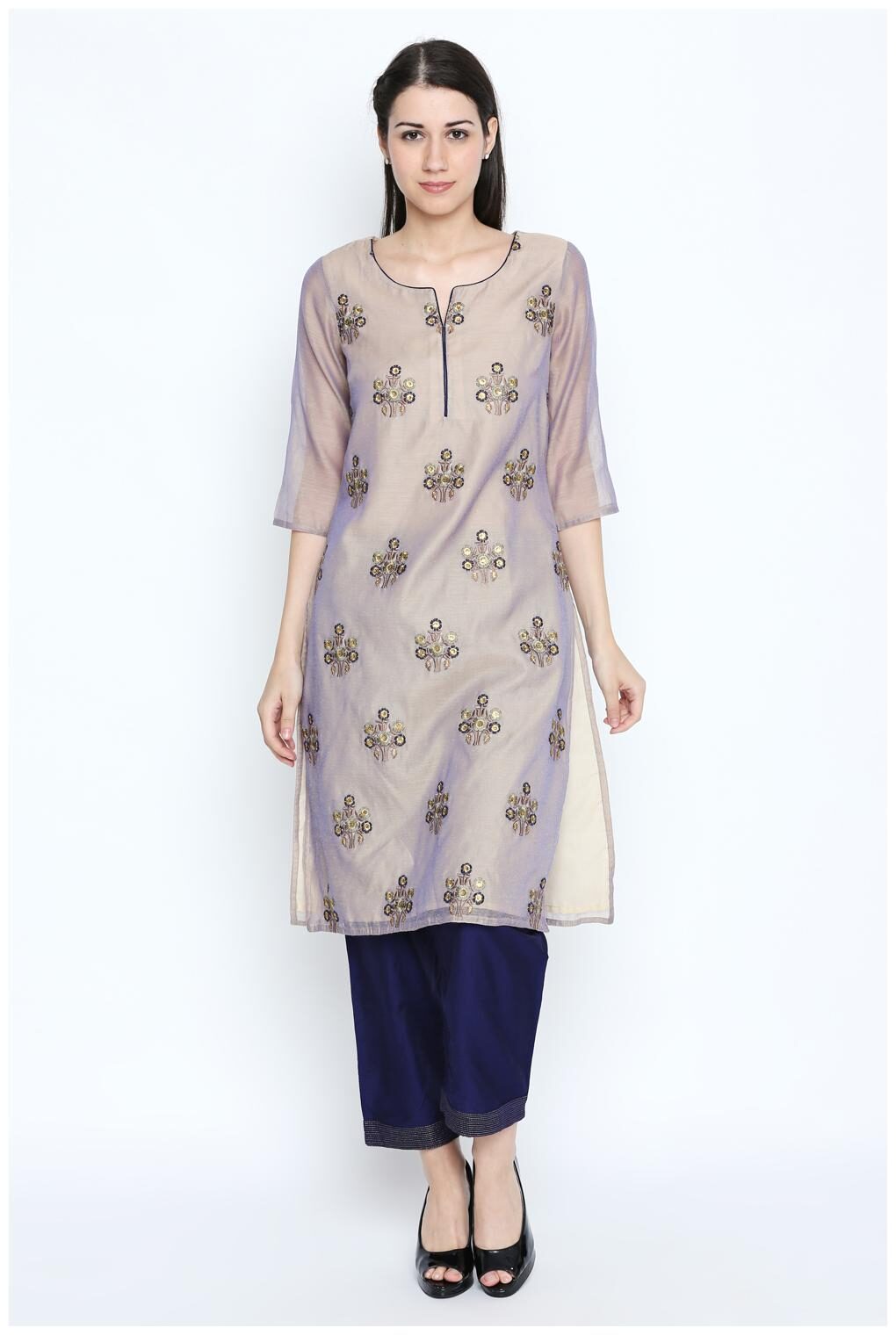 

Trishaa By Pantaloons Women Grey Embroidered Straight Kurta