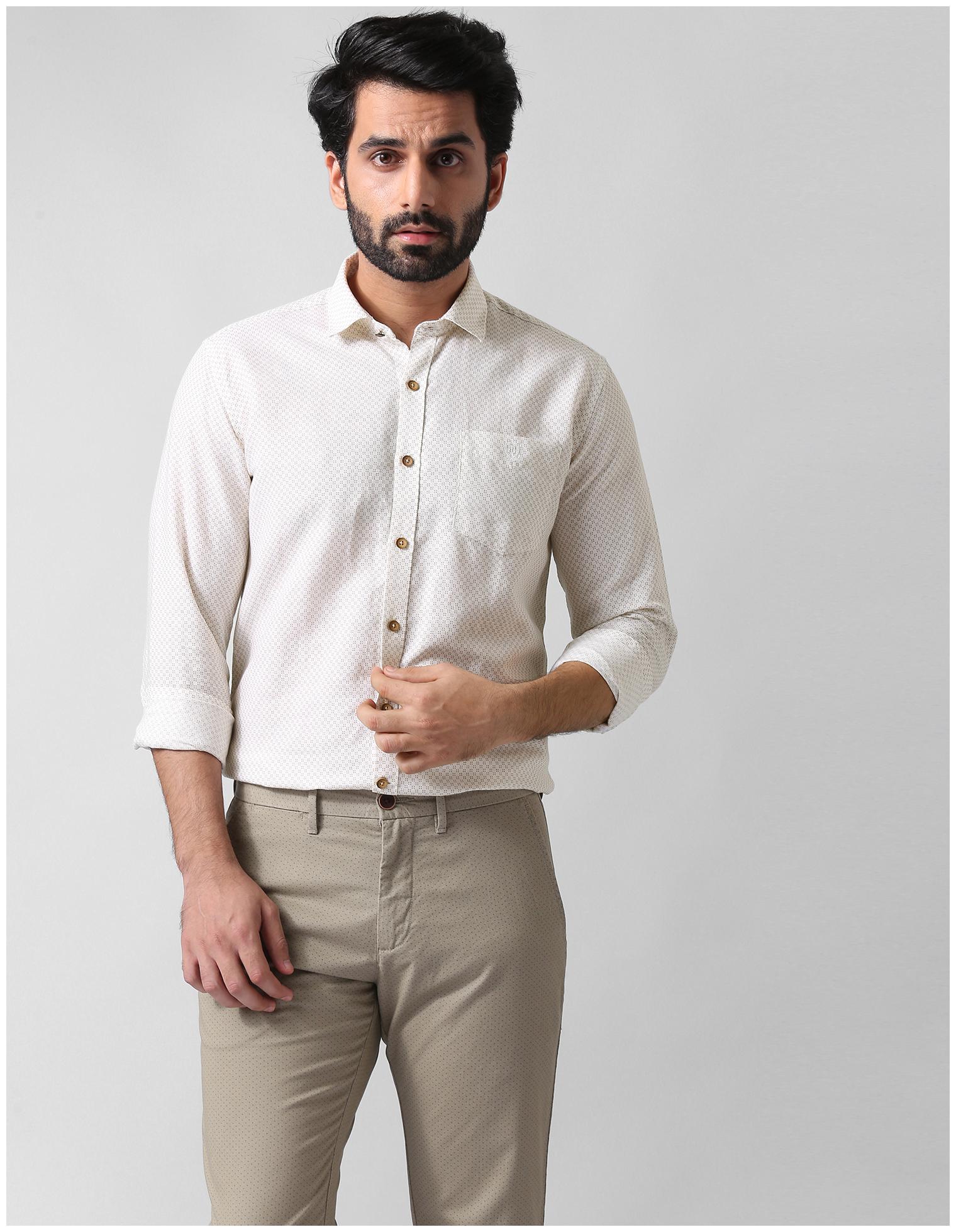 

True Blue Men White Printed Slim Fit Casual Shirt