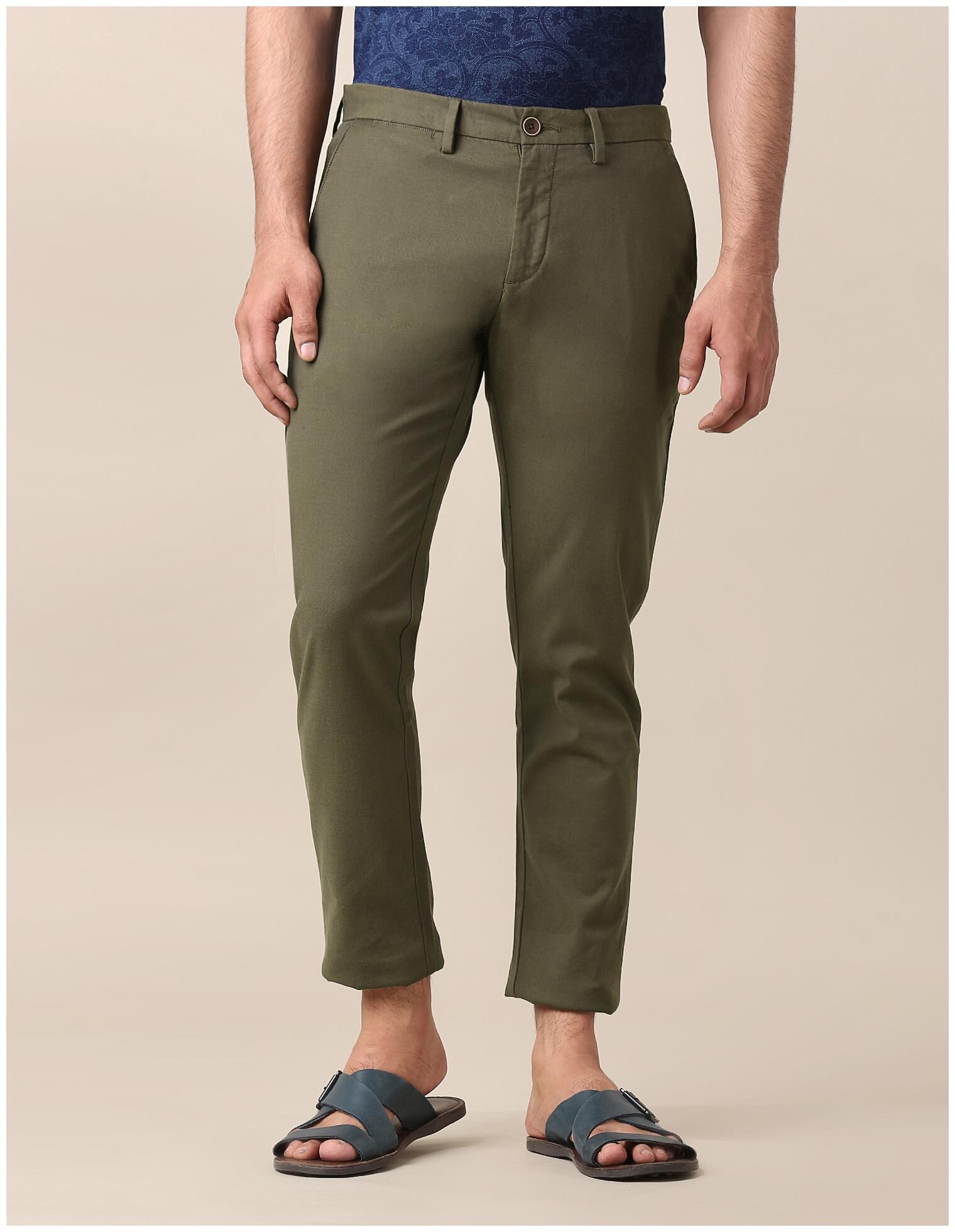 

True Blue Men Green Solid Slim fit Chinos