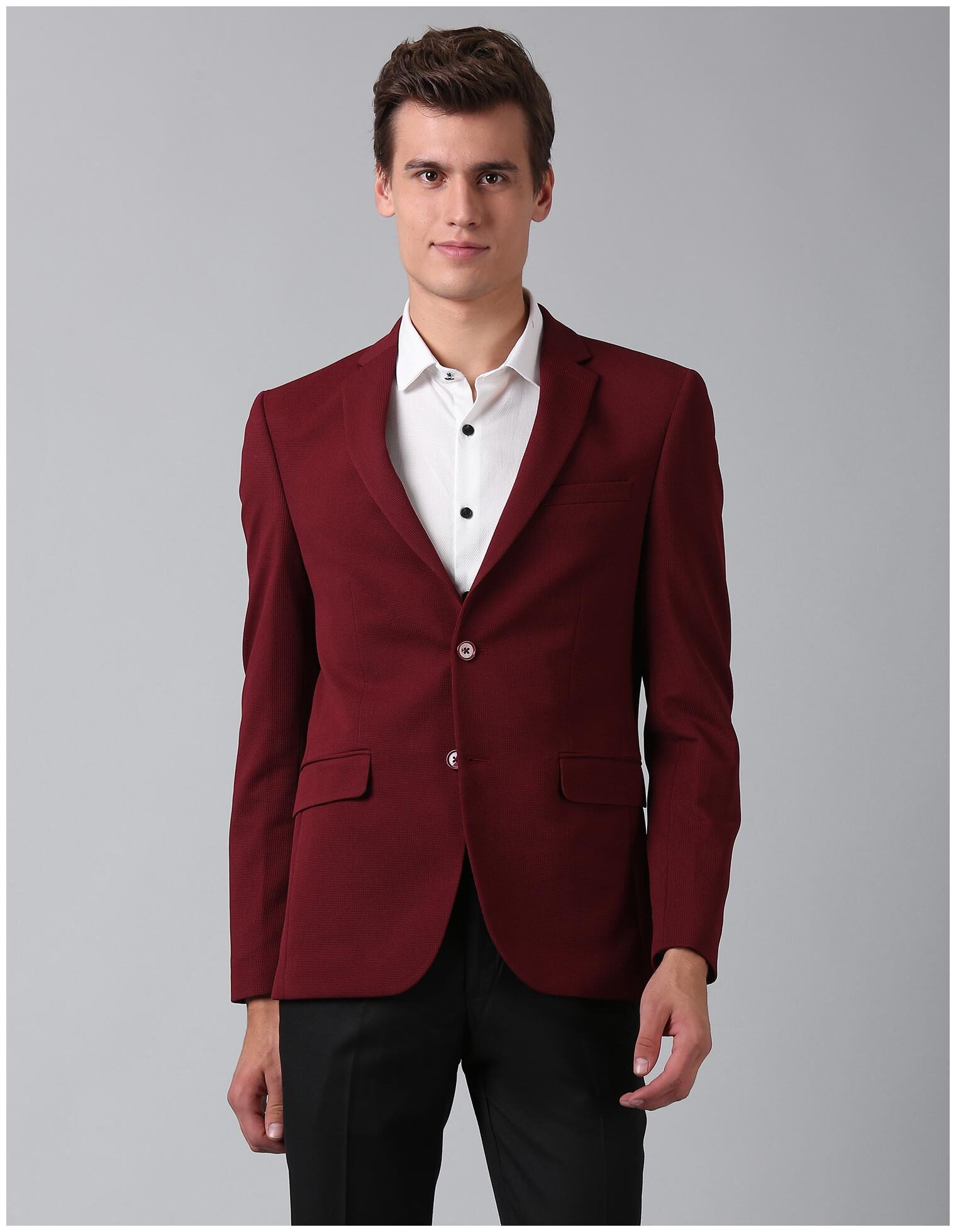

True Blue Men Maroon Solid Slim fit Single Breasted Blazer