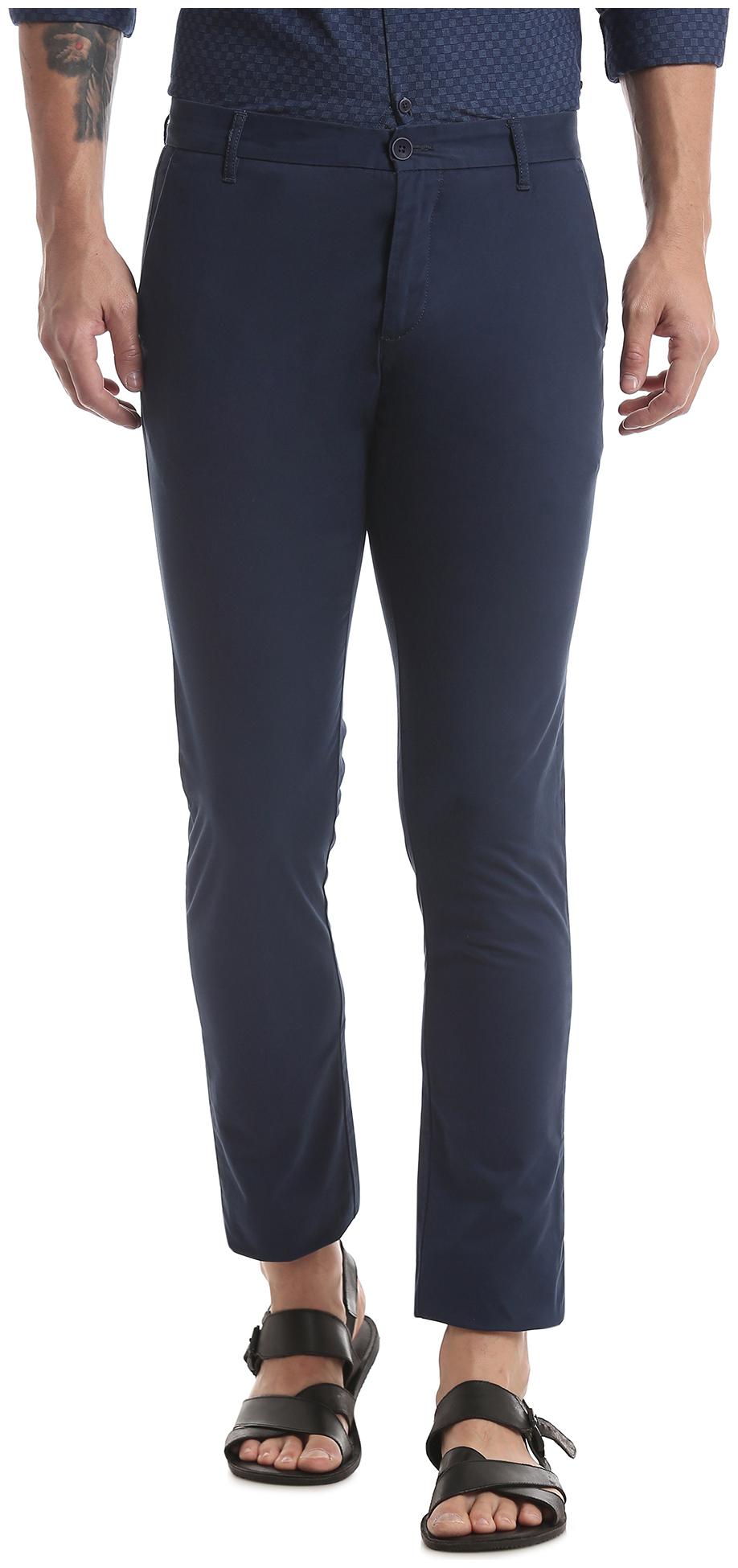 

True Blue Men Blue Solid Slim fit Chinos
