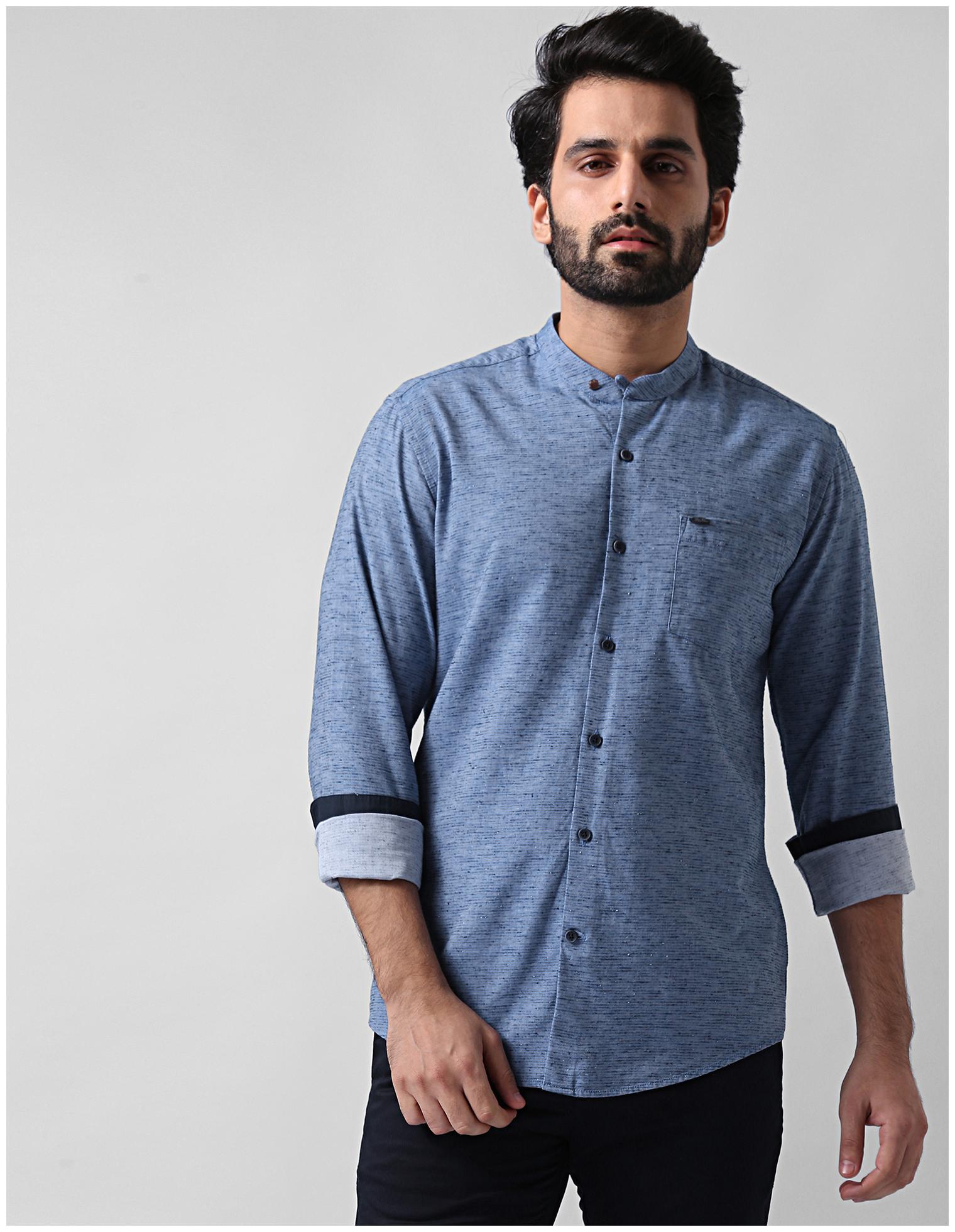 

True Blue Men Blue Solid Slim Fit Casual Shirt