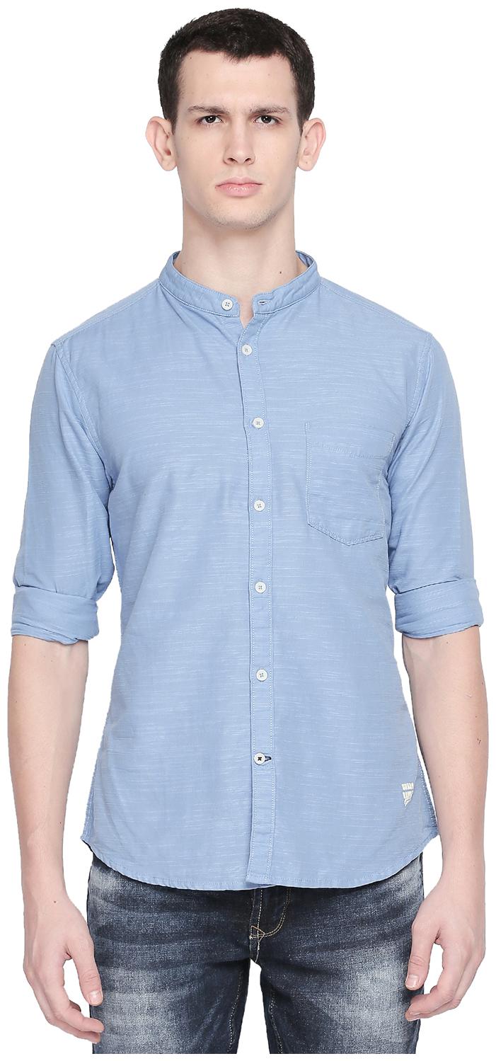 

Urban Ranger by Pantaloons Men Blue Solid Slim Fit Casual Shirt