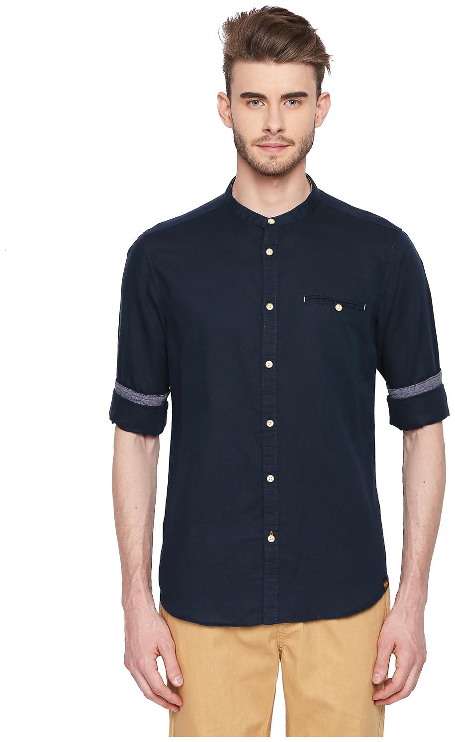 

Urban Ranger by Pantaloons Men Blue Solid Slim Fit Casual Shirt