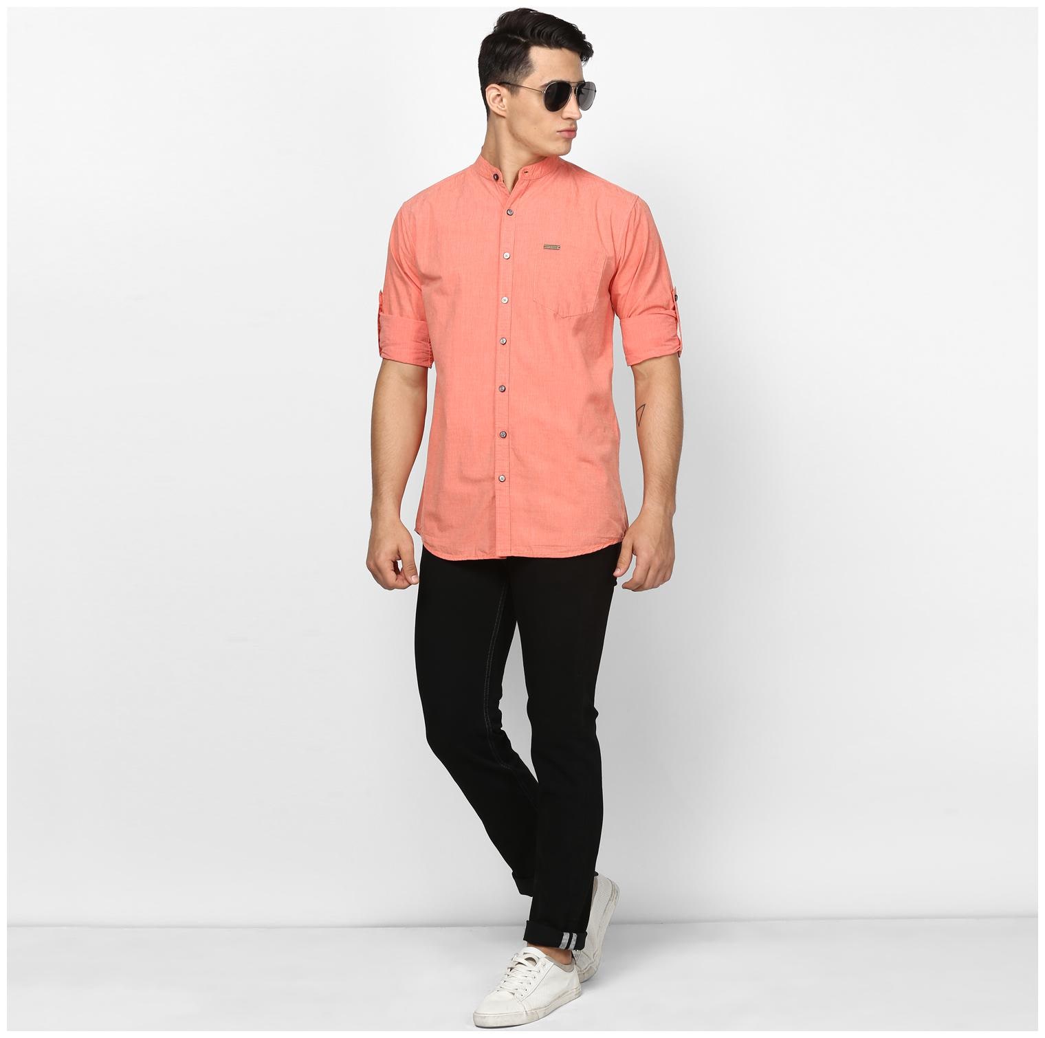 

Urbano Fashion Men Pink Solid Slim Fit Casual Shirt