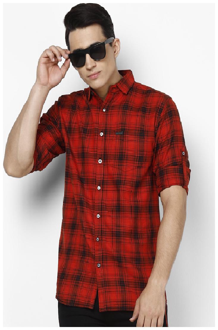 

Urbano Fashion Men Red Black Checked Slim Fit Casual Shirt