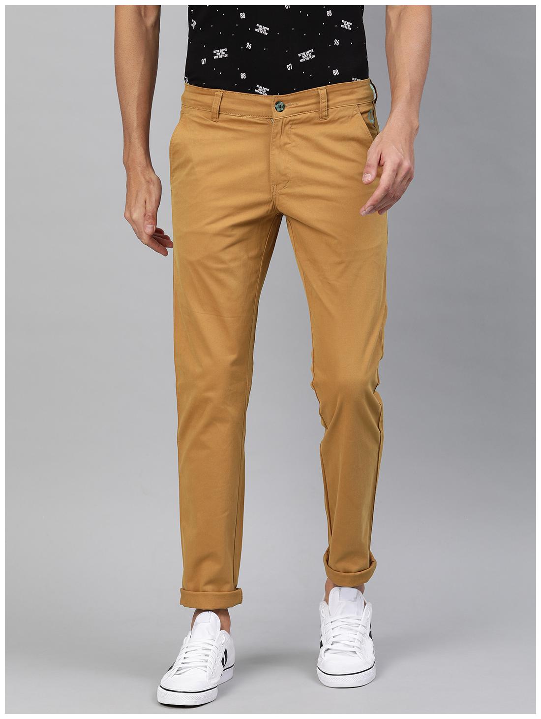 

Urbano Fashion Men Brown Solid Slim fit Chinos