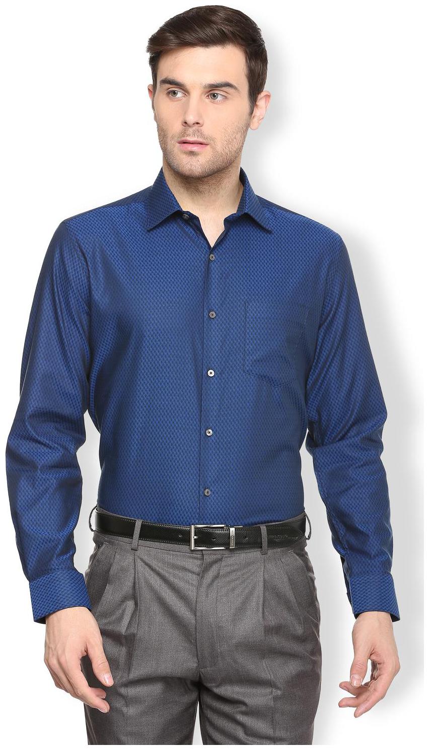 

Van Heusen Men Regular fit Formal Shirt - Blue