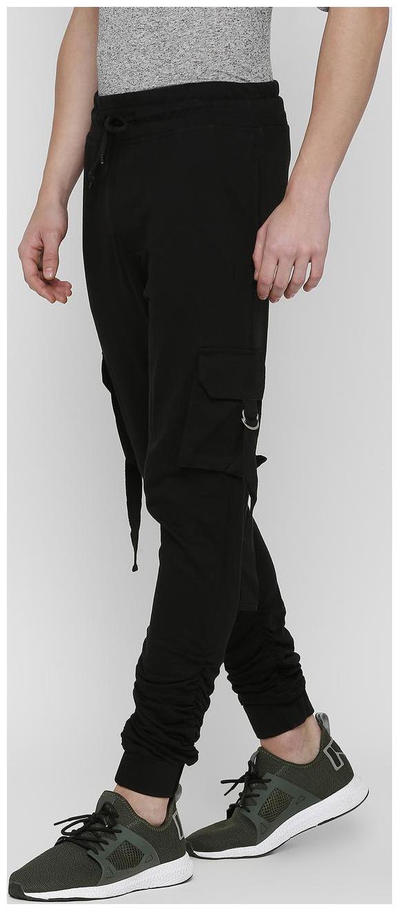 

SKULT by Shahid Kapoor Men Black Solid Regular fit Joggers