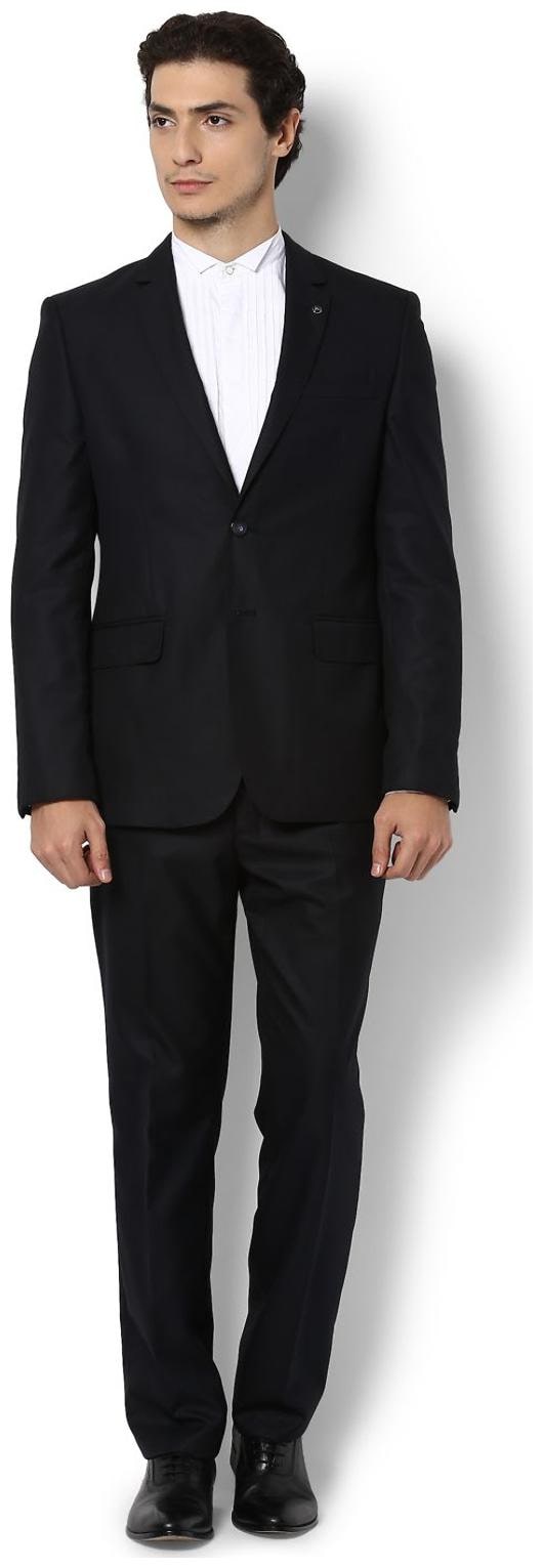 

Van Heusen Black Two Piece Suit