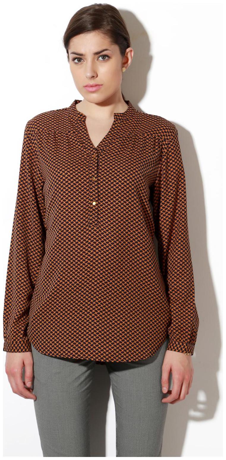 

Van Heusen Black Top