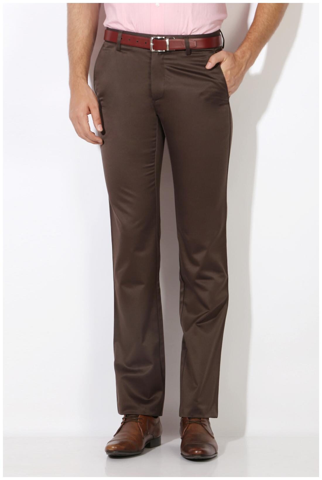 

Van Heusen Men Brown Solid Regular fit Regular trousers