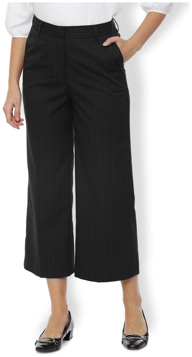

Van Heusen Women Black Regular fit Cullotes