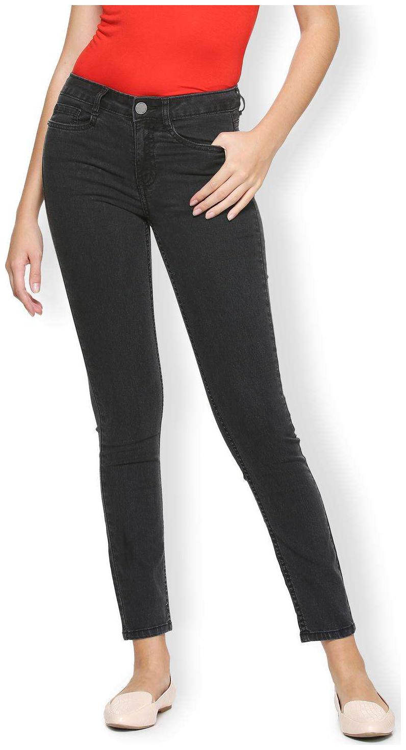 

Van Heusen Women Black Relaxed fit Jeans