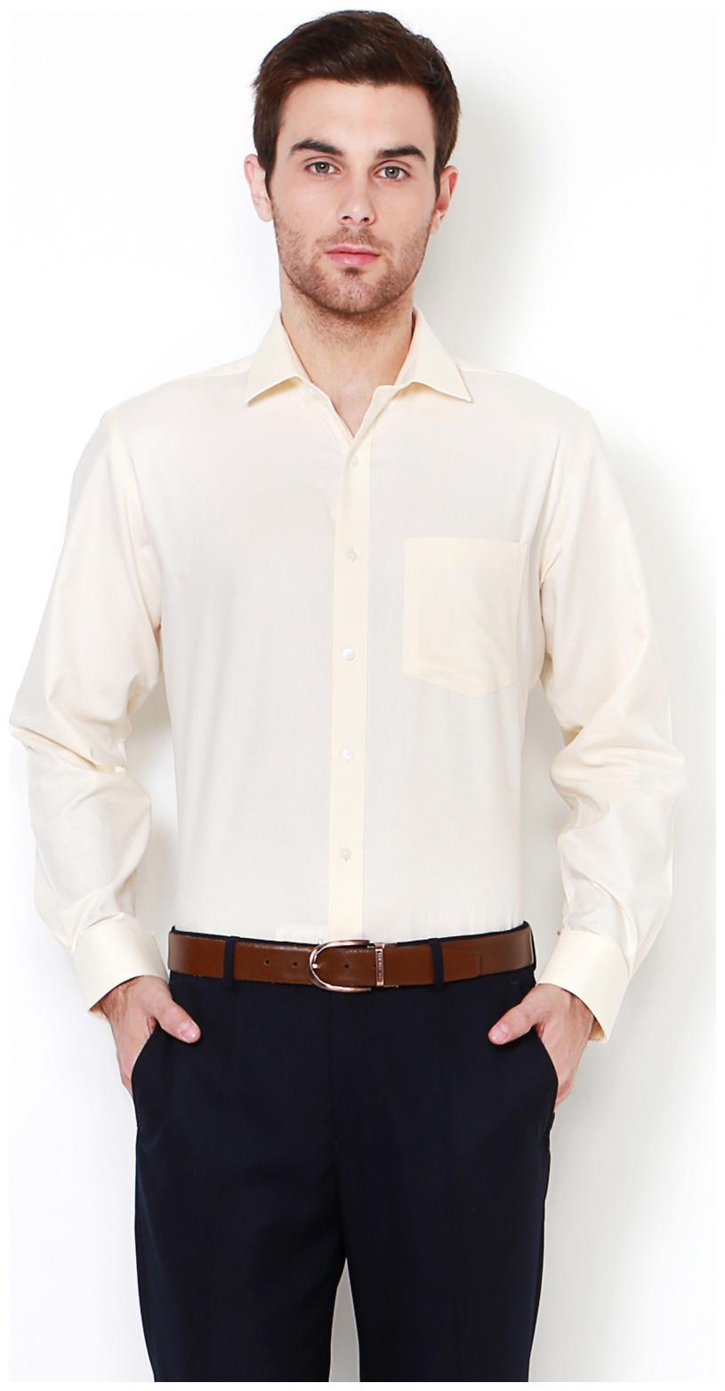 

Van Heusen Men Regular fit Formal Shirt - White