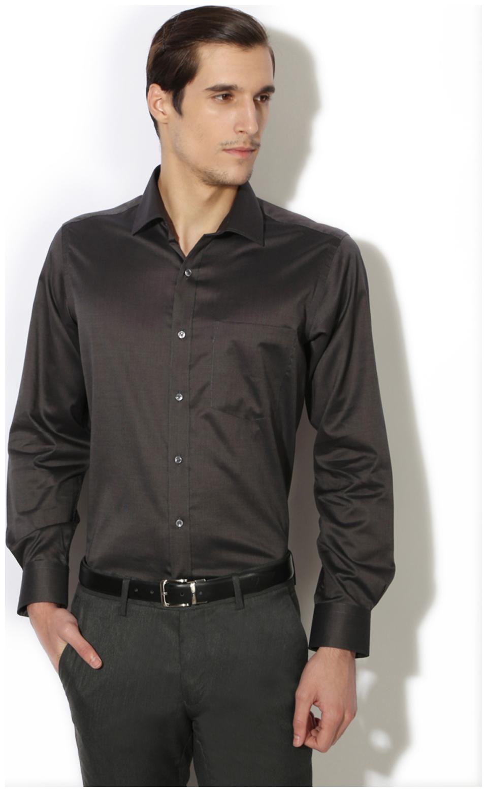

Van Heusen Men Regular fit Formal Shirt - Black