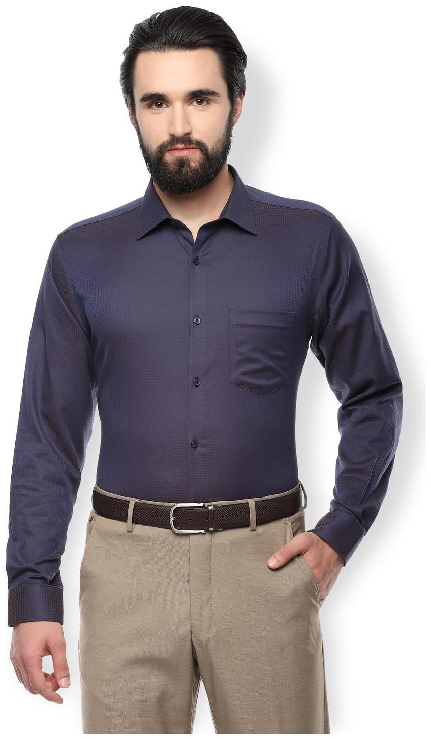 

Van Heusen Men Regular fit Formal Shirt - Purple